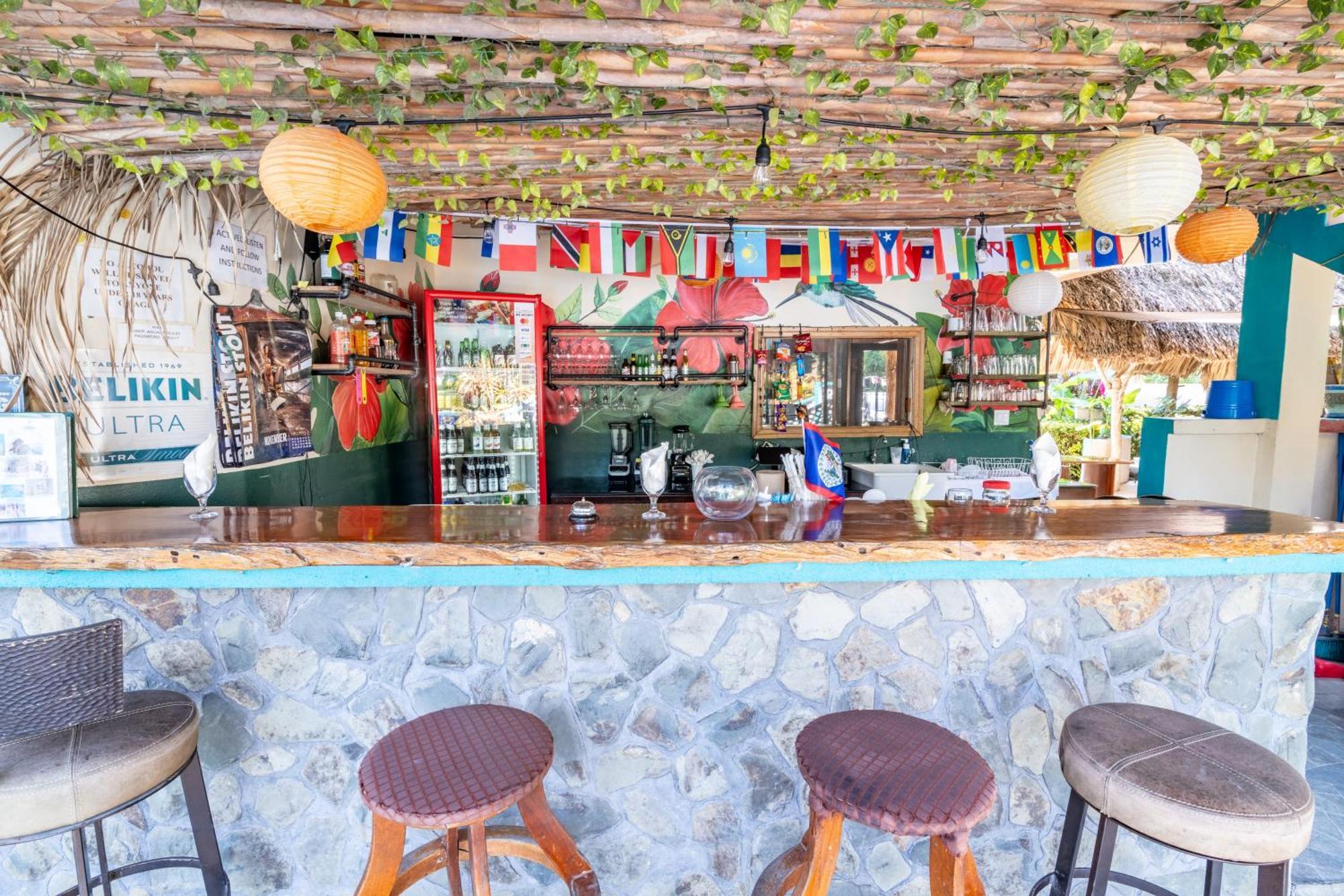 Drift Inn Cayo Santa Elena Exteriör bild